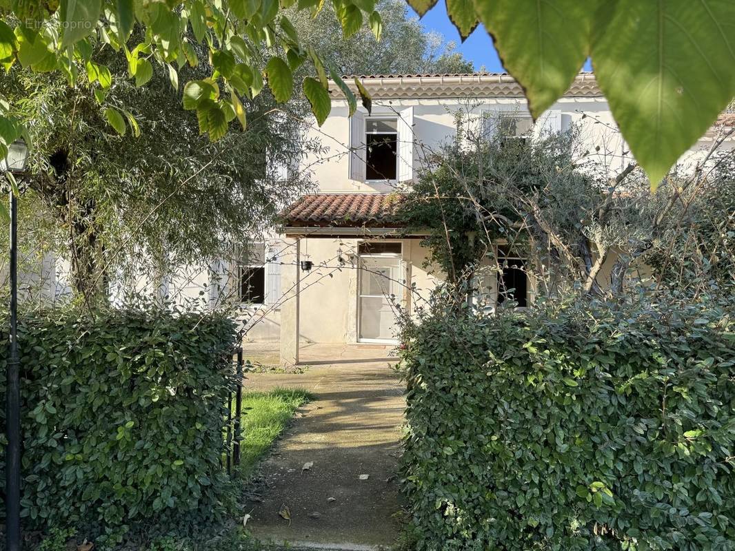 Maison à ARLES