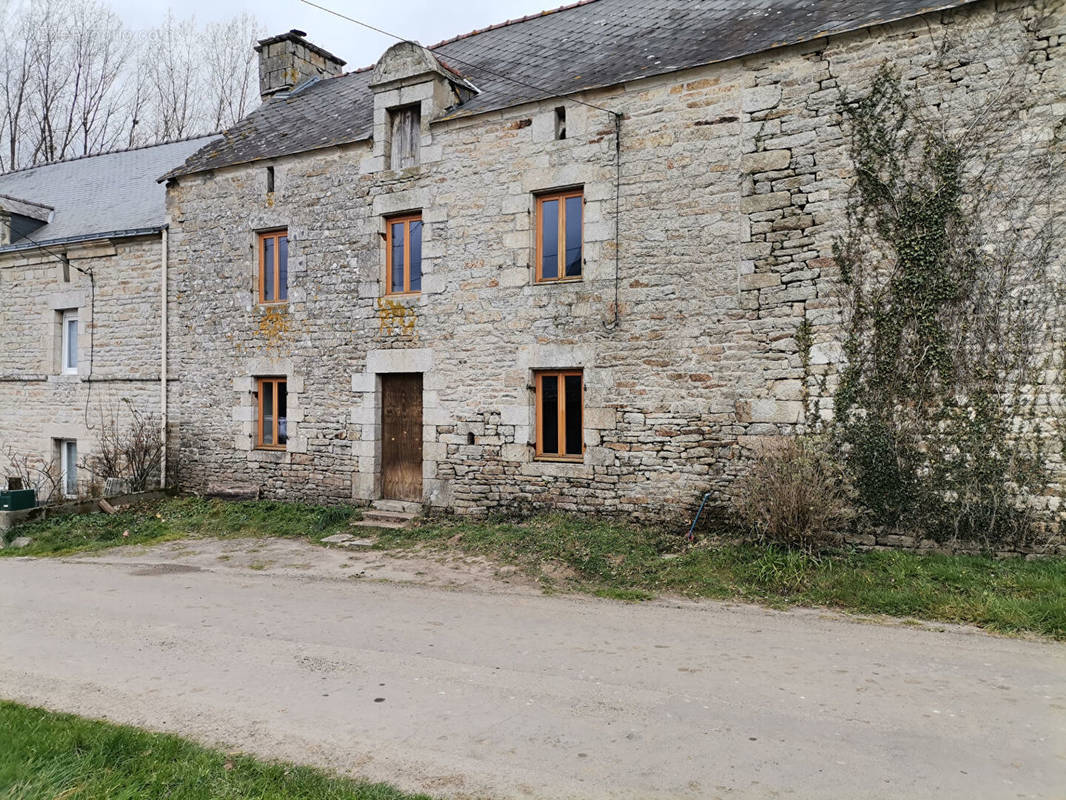 Maison à SAINT-SERVANT