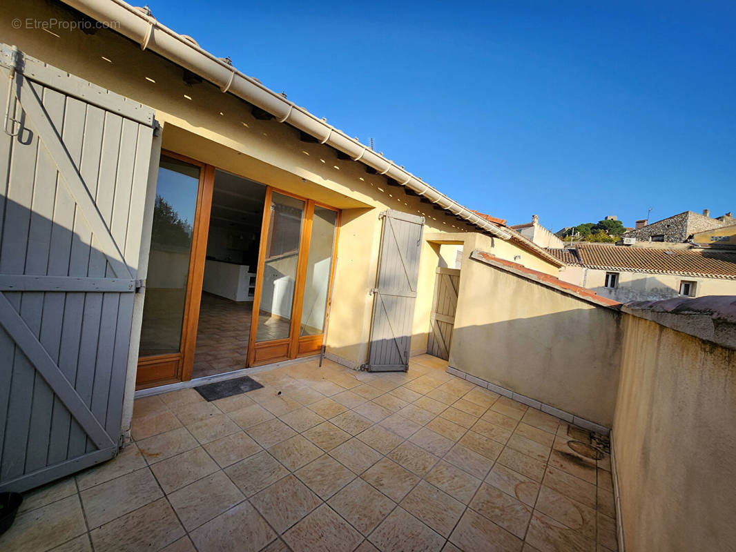 Maison à CHATEAUNEUF-DE-GADAGNE