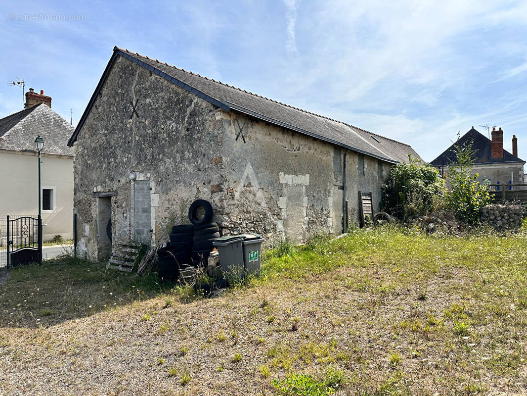 Maison à JARZE