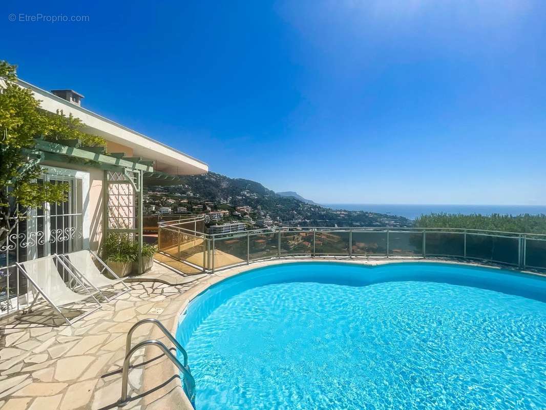 Appartement à VILLEFRANCHE-SUR-MER