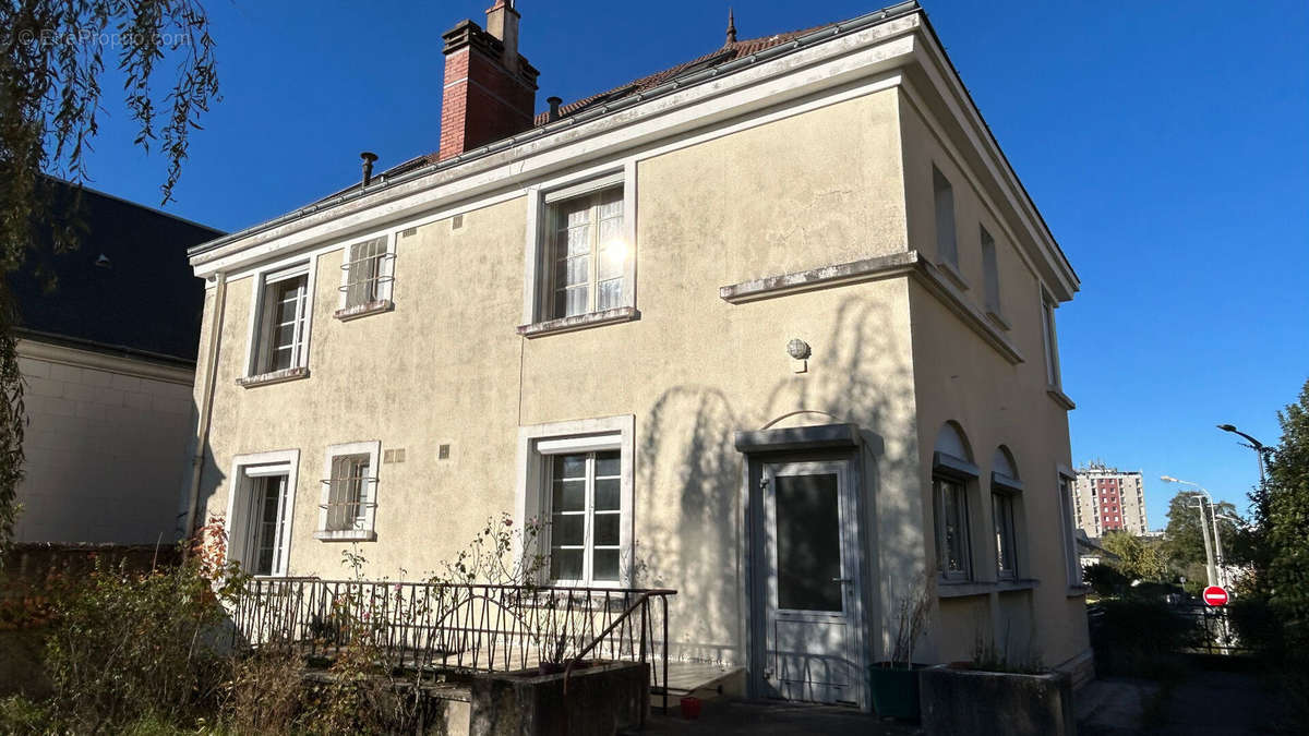 Maison à JOUE-LES-TOURS