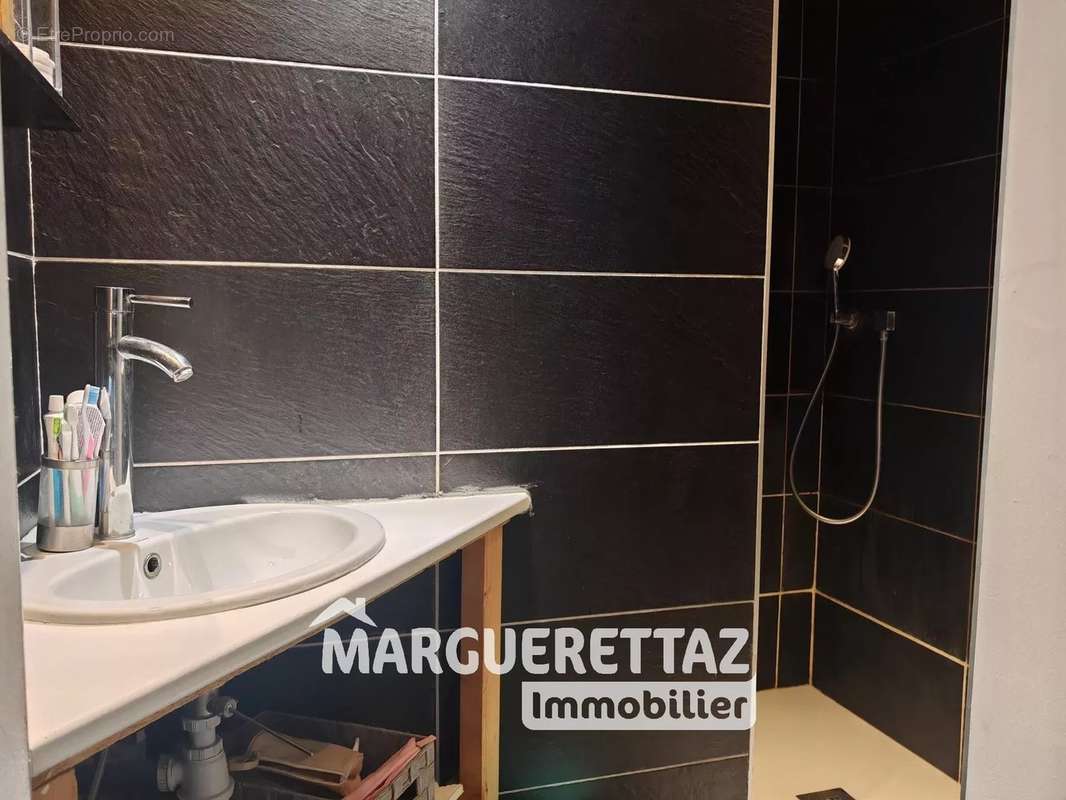 Appartement à MARIGNIER