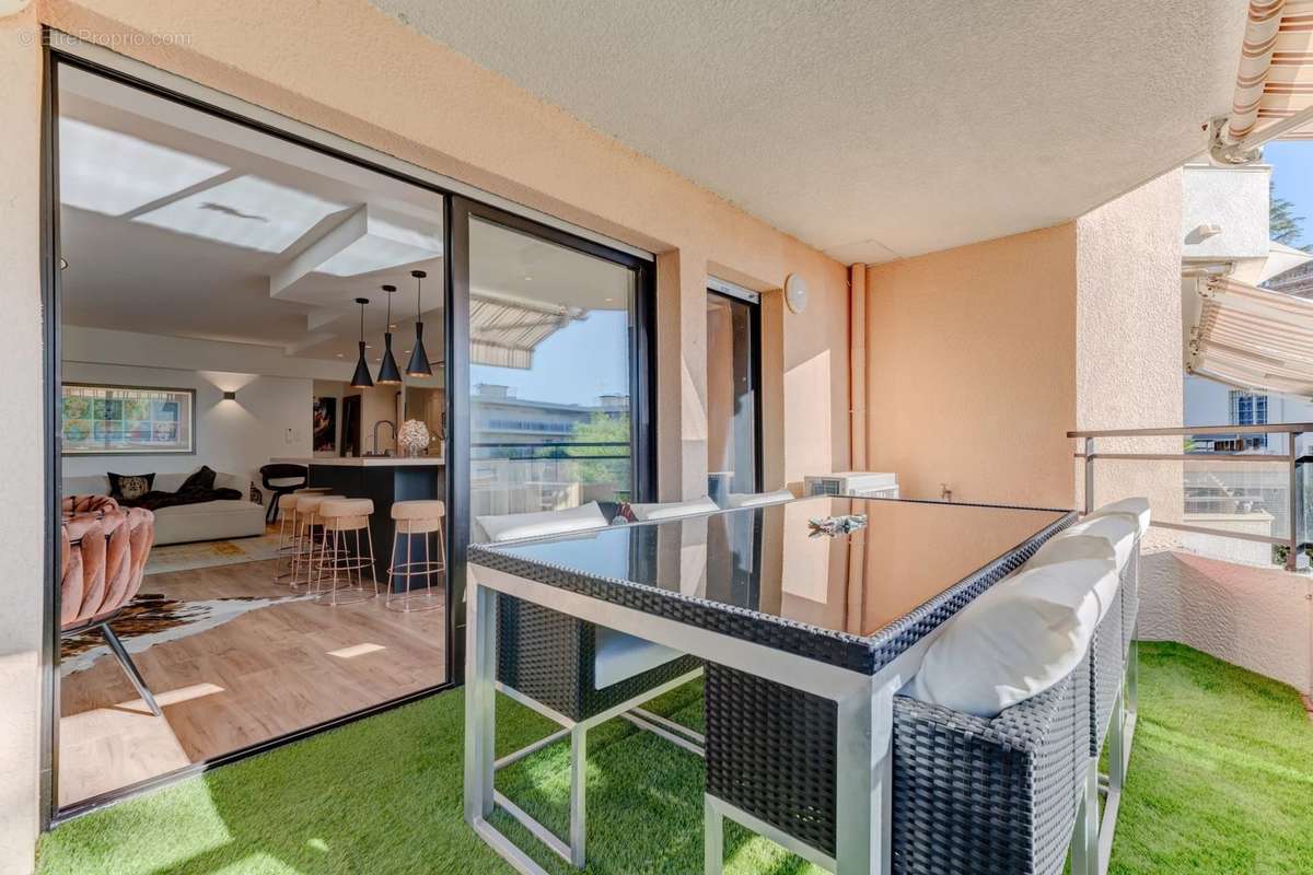 Appartement à NICE