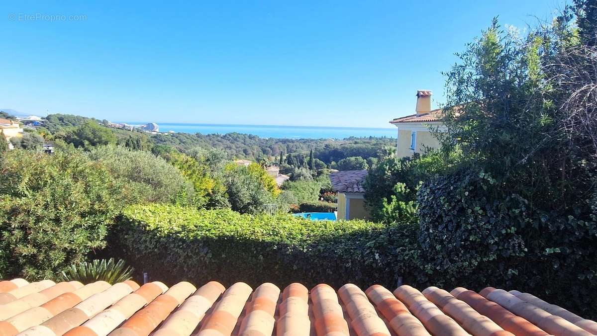 Maison à VILLENEUVE-LOUBET