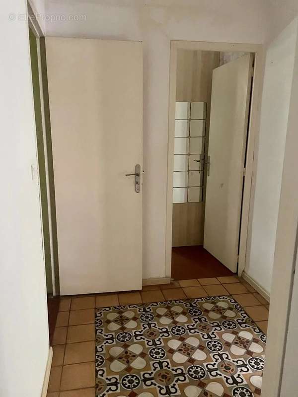 Appartement à ROGNES