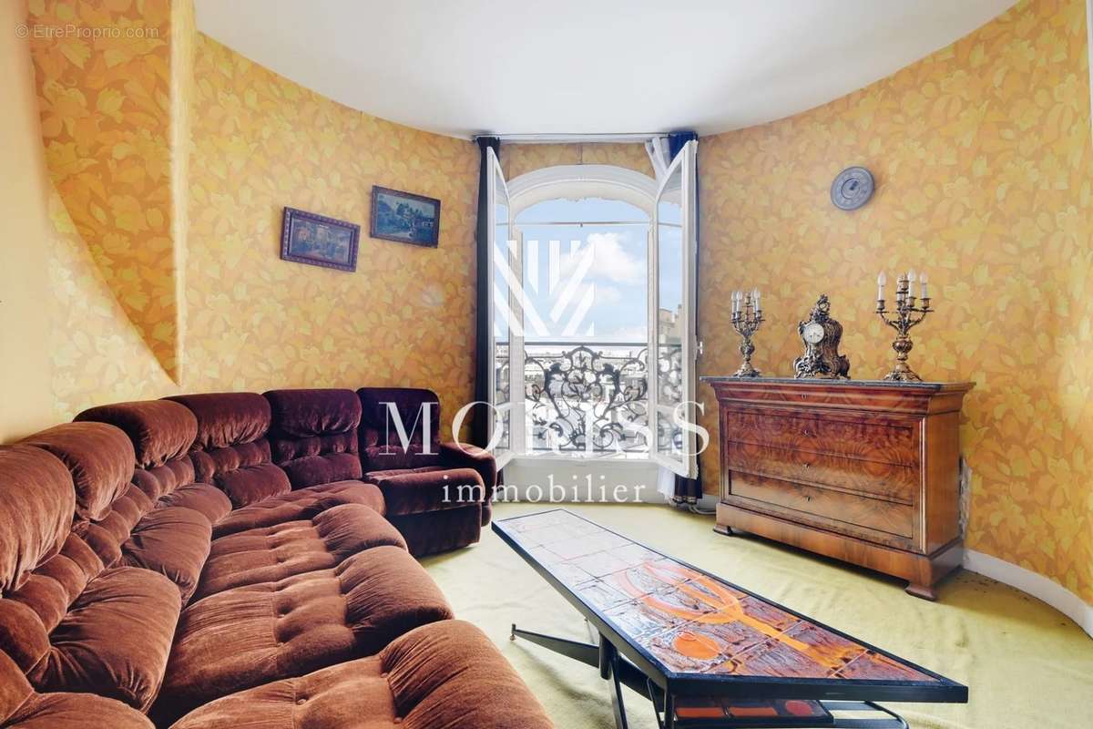 Appartement à PARIS-15E