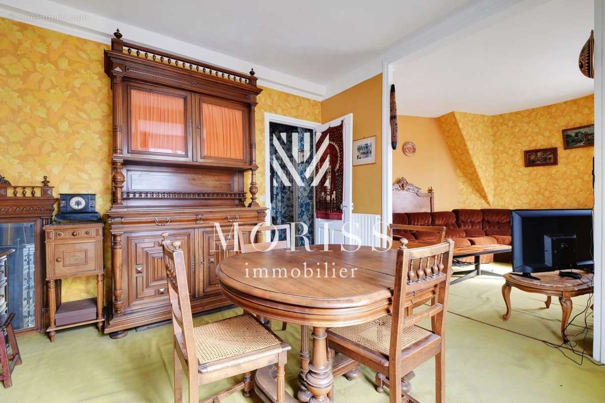 Appartement à PARIS-15E