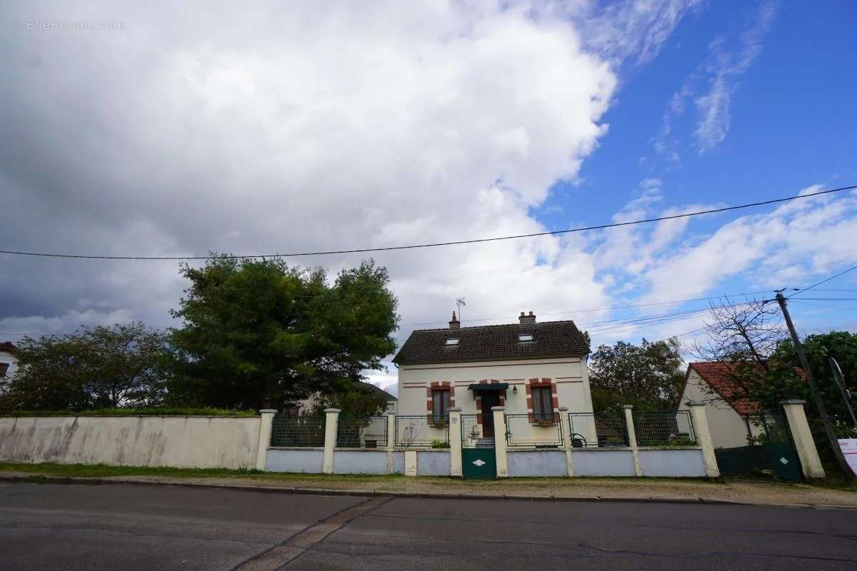 Maison à PONTAILLER-SUR-SAONE