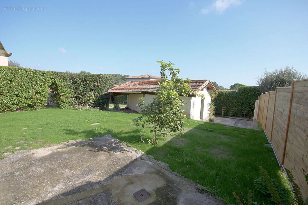 Maison à LE ROURET