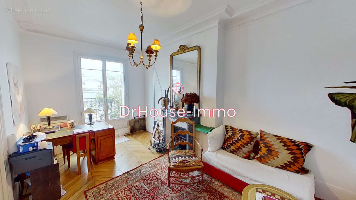 Appartement à PARIS-4E