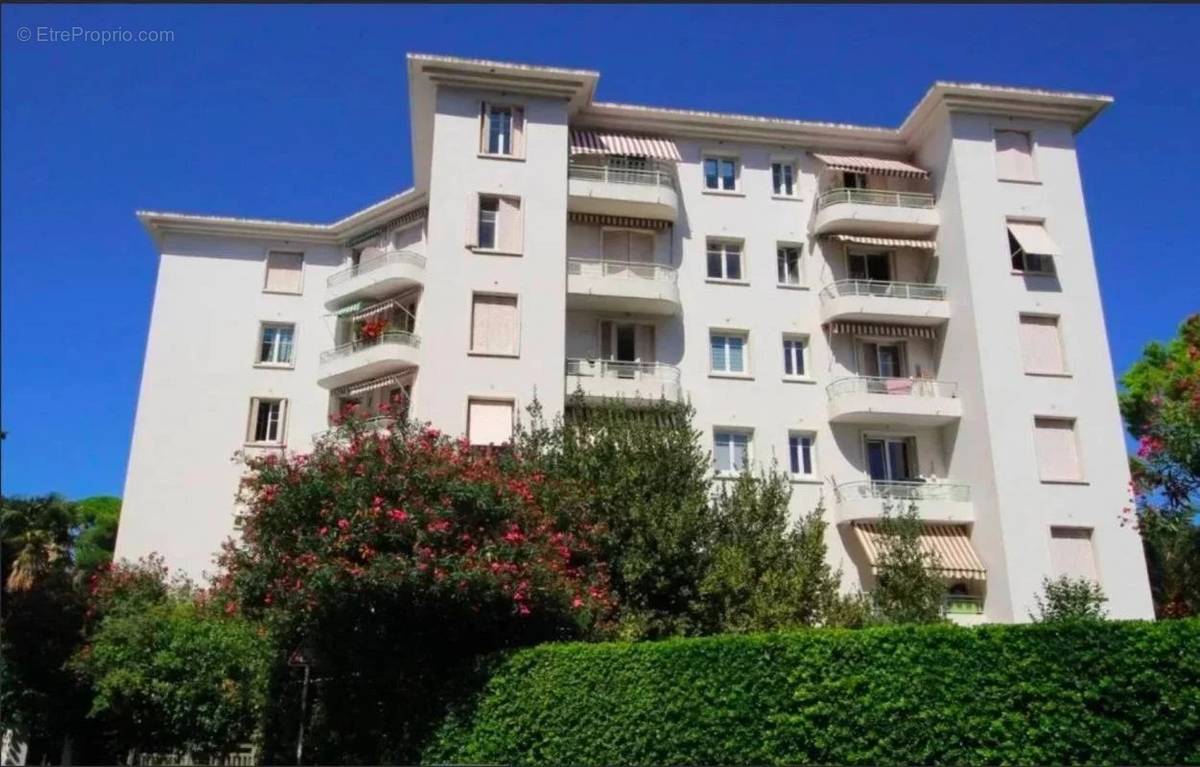 Appartement à CANNES