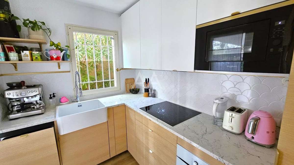 Appartement à VILLENEUVE-LOUBET