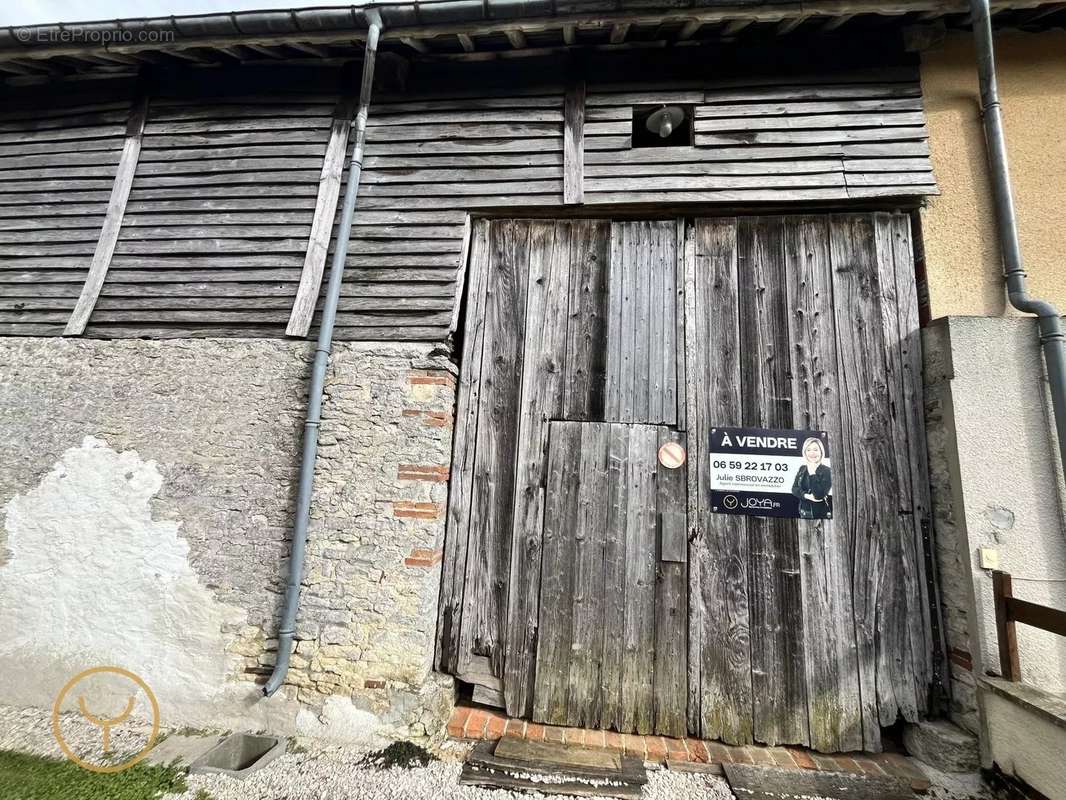 Maison à LA LOGE-AUX-CHEVRES