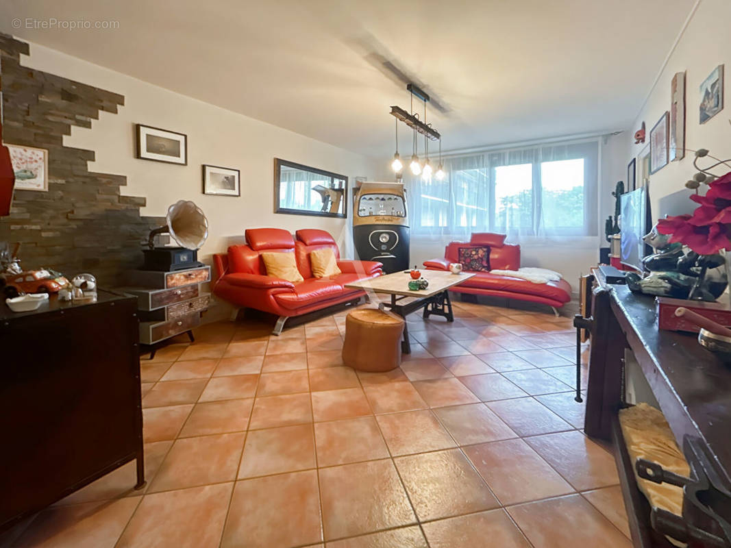 Appartement à VITRY-SUR-SEINE