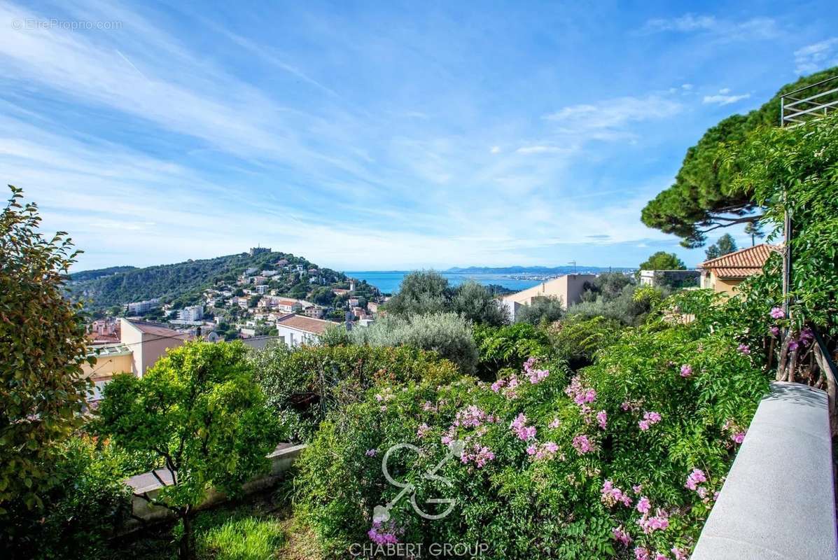 Appartement à VILLEFRANCHE-SUR-MER