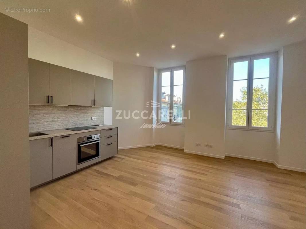 Appartement à NICE