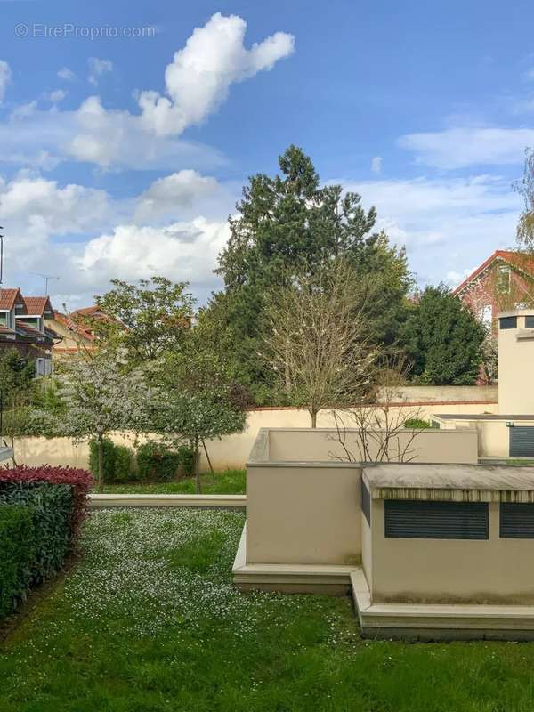 Appartement à LE RAINCY