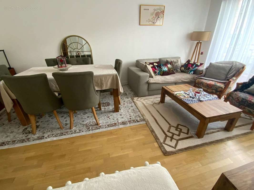 Appartement à LE RAINCY