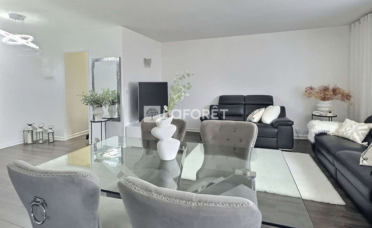 Appartement à MAISONS-ALFORT