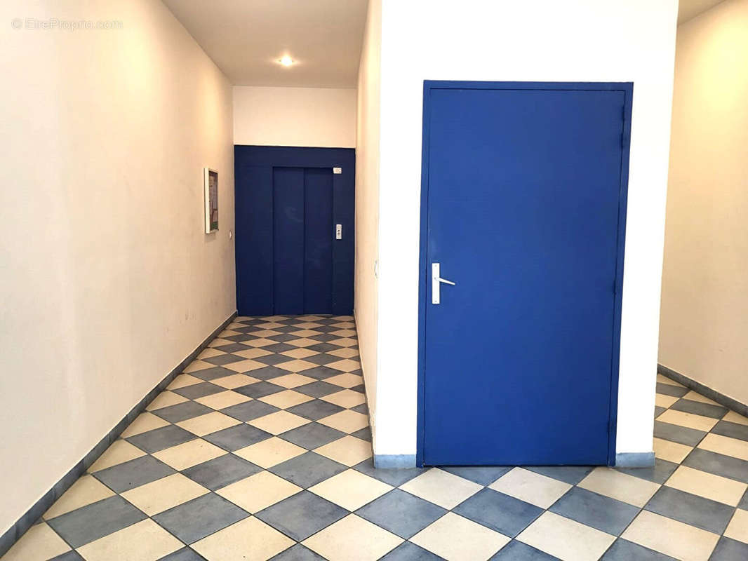 Appartement à PARIS-20E