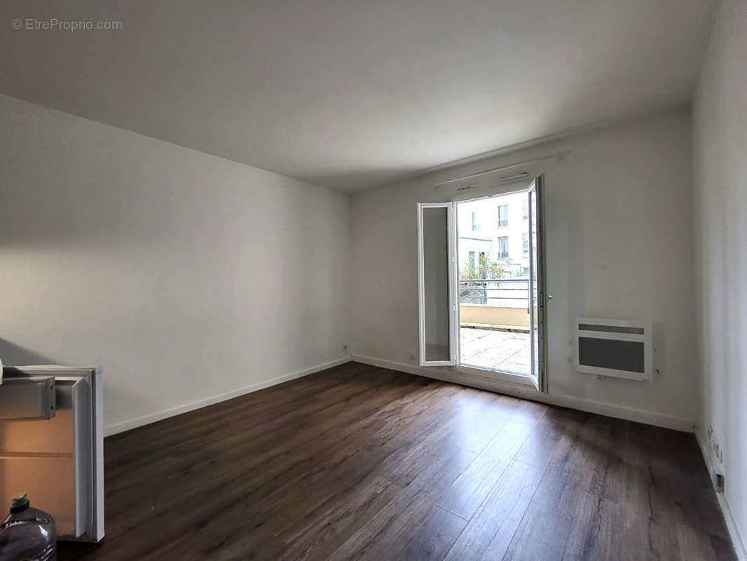 Appartement à PARIS-20E