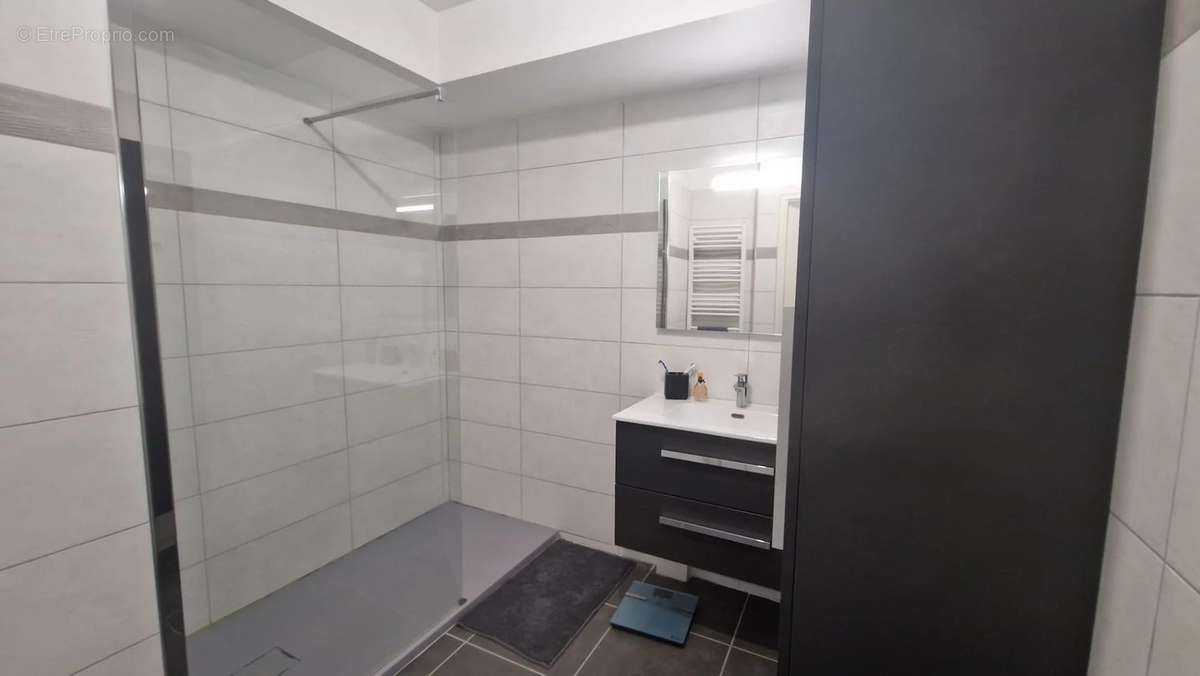 Appartement à MARSEILLE-13E