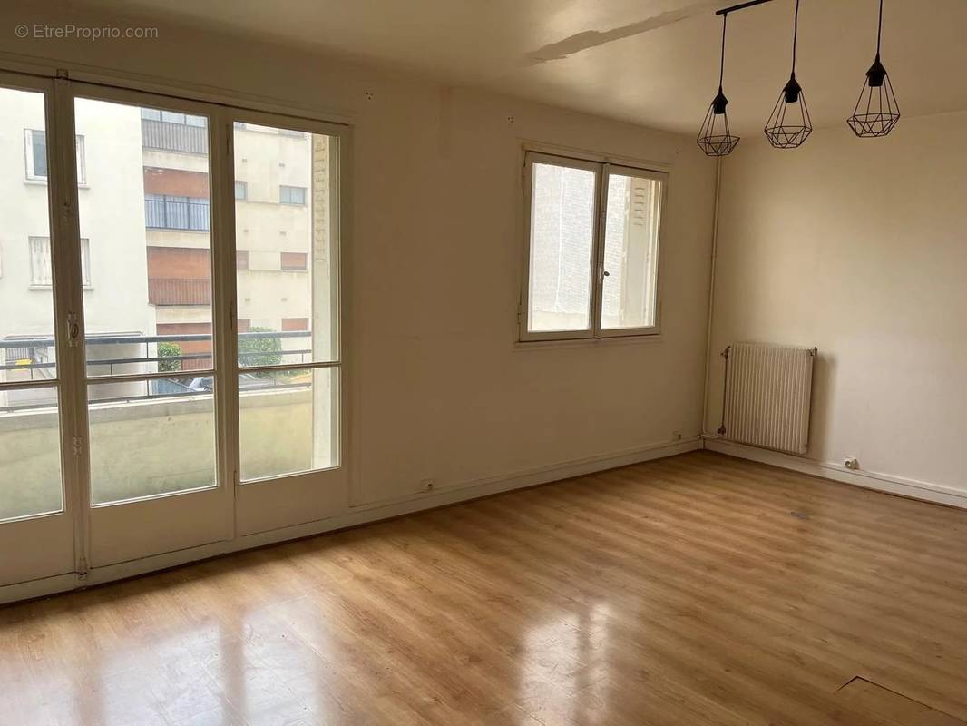 Appartement à NEUILLY-SUR-SEINE