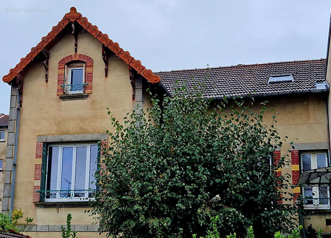 Maison à MONTLUCON