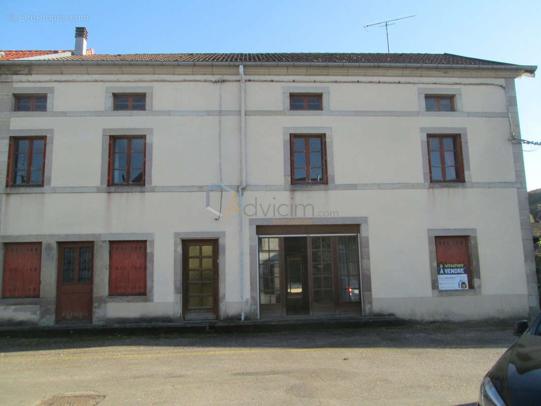 Maison à FOUGEROLLES