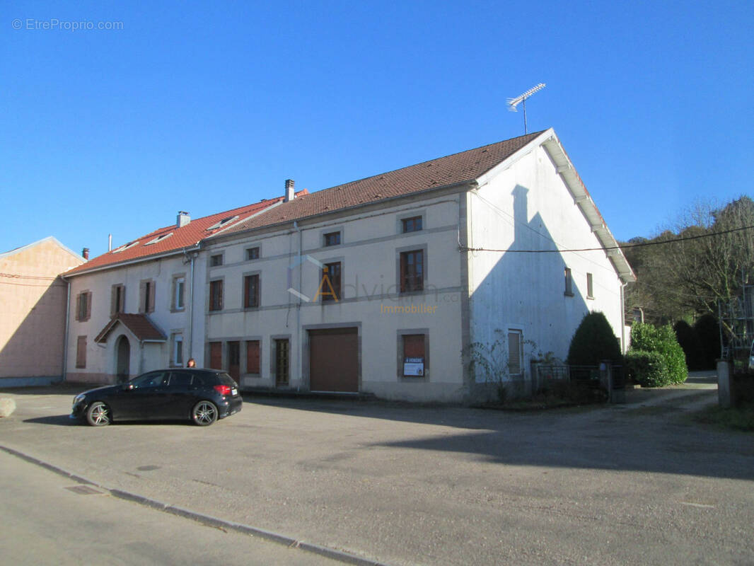 Maison à FOUGEROLLES