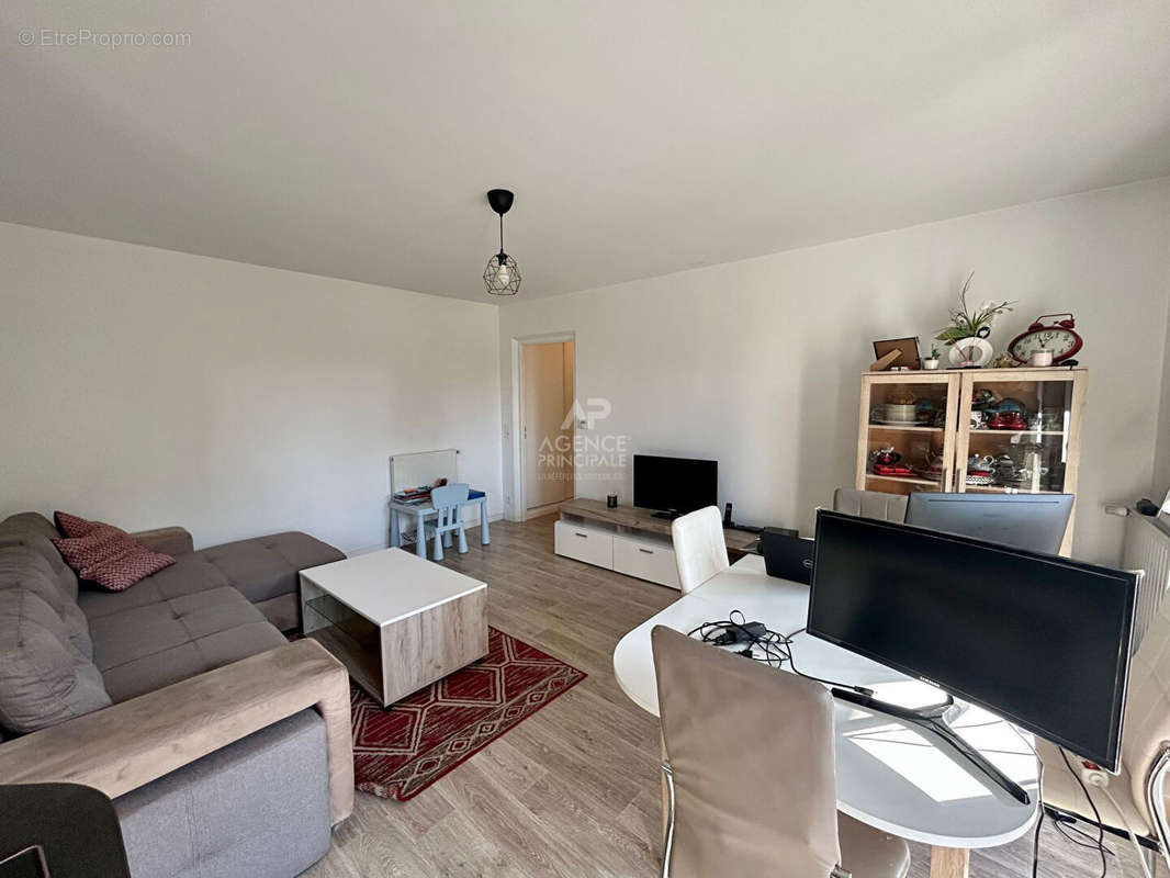 Appartement à CARRIERES-SOUS-POISSY