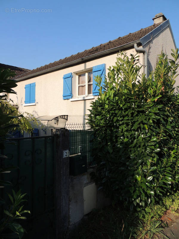 Maison à CONDE-EN-BRIE