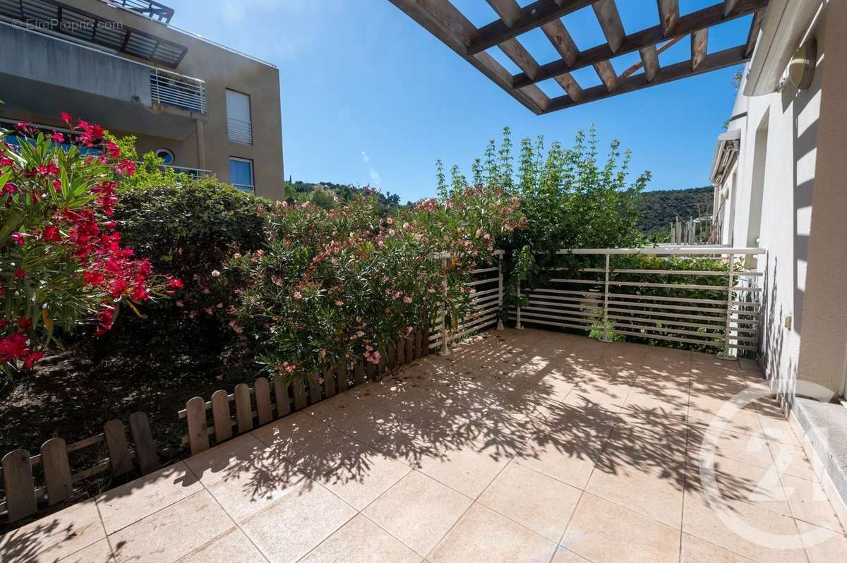 Appartement à HYERES