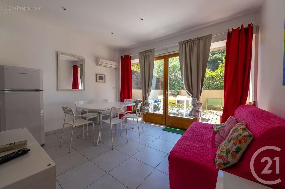 Appartement à LE LAVANDOU