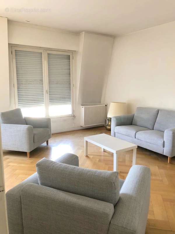 Appartement à VERSAILLES