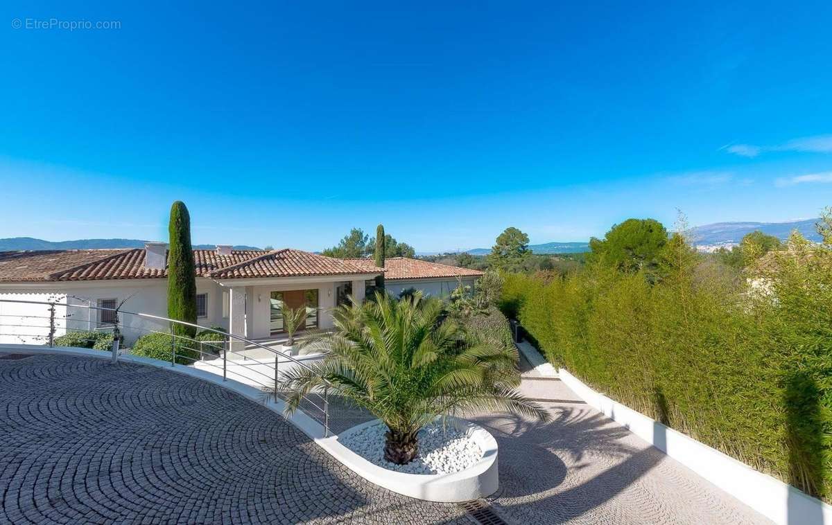 Photo 9 - Maison à MOUGINS