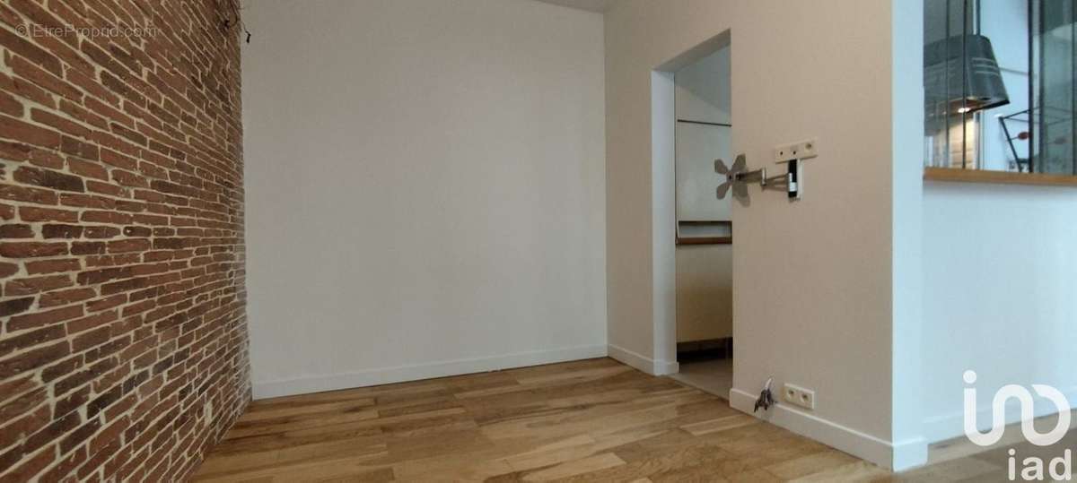 Photo 2 - Appartement à PARIS-18E