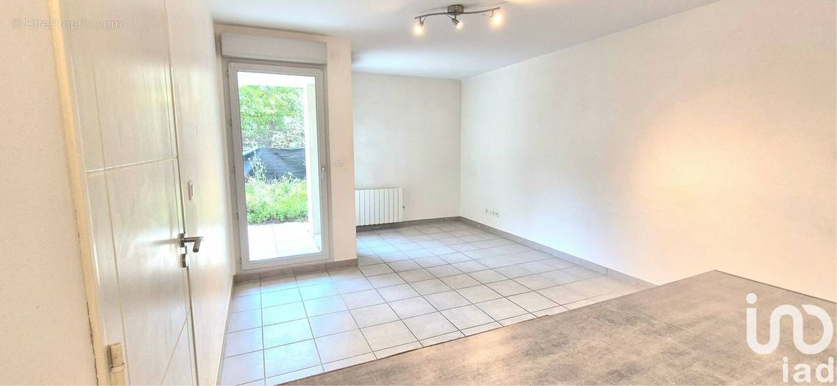 Photo 1 - Appartement à LYON-8E