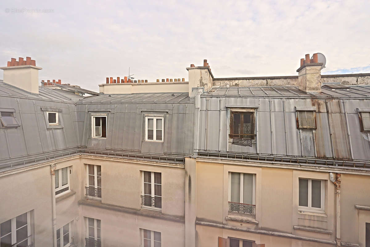 Appartement à PARIS-18E