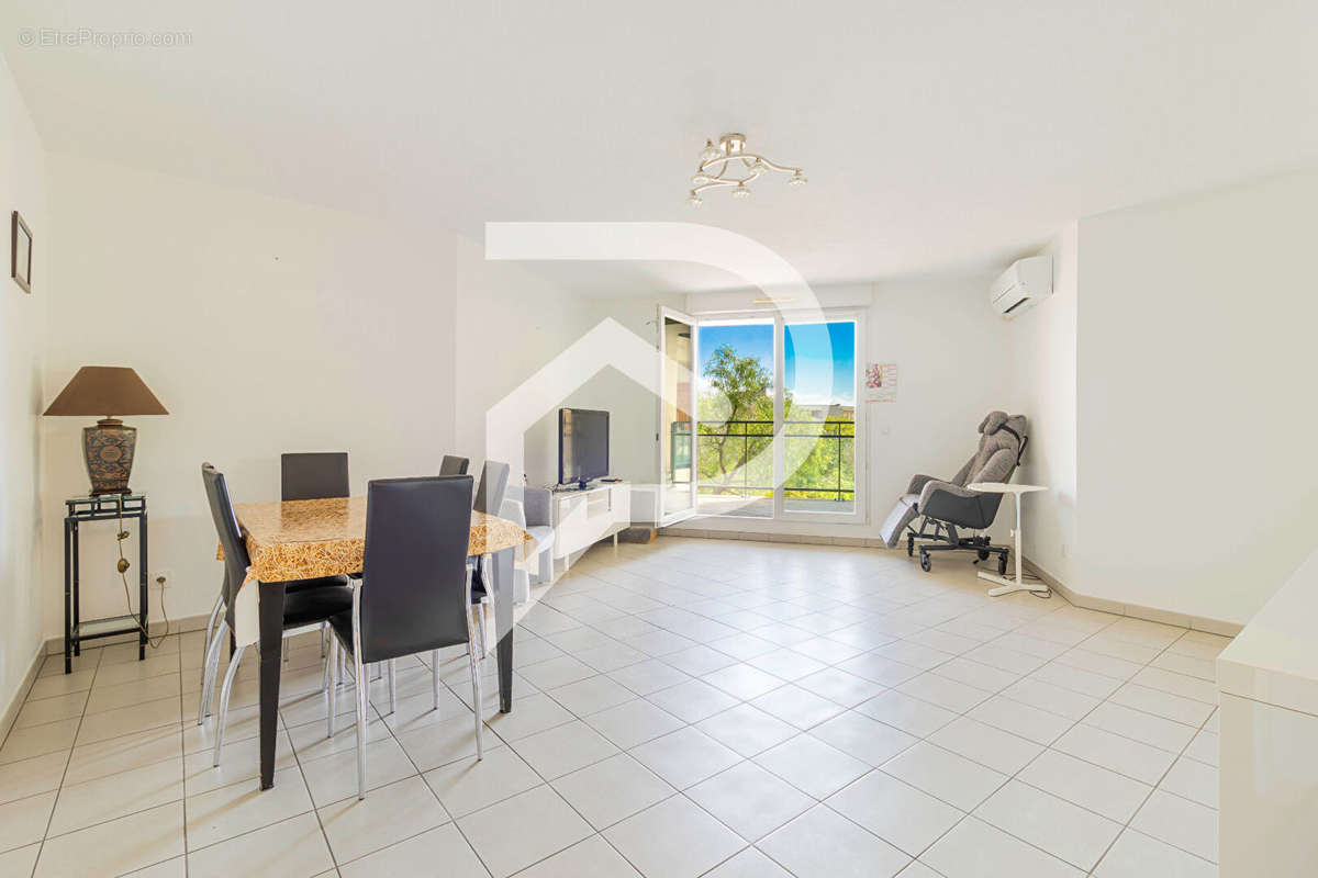 Appartement à MARSEILLE-13E