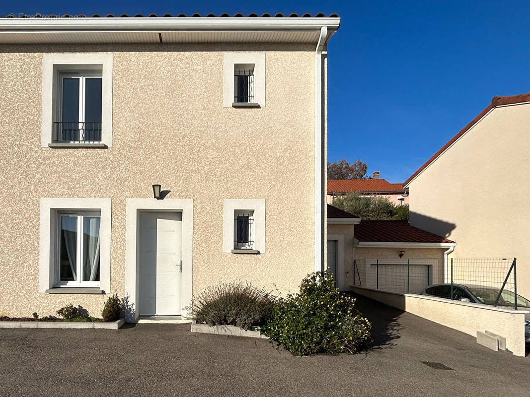 Maison à GIVORS