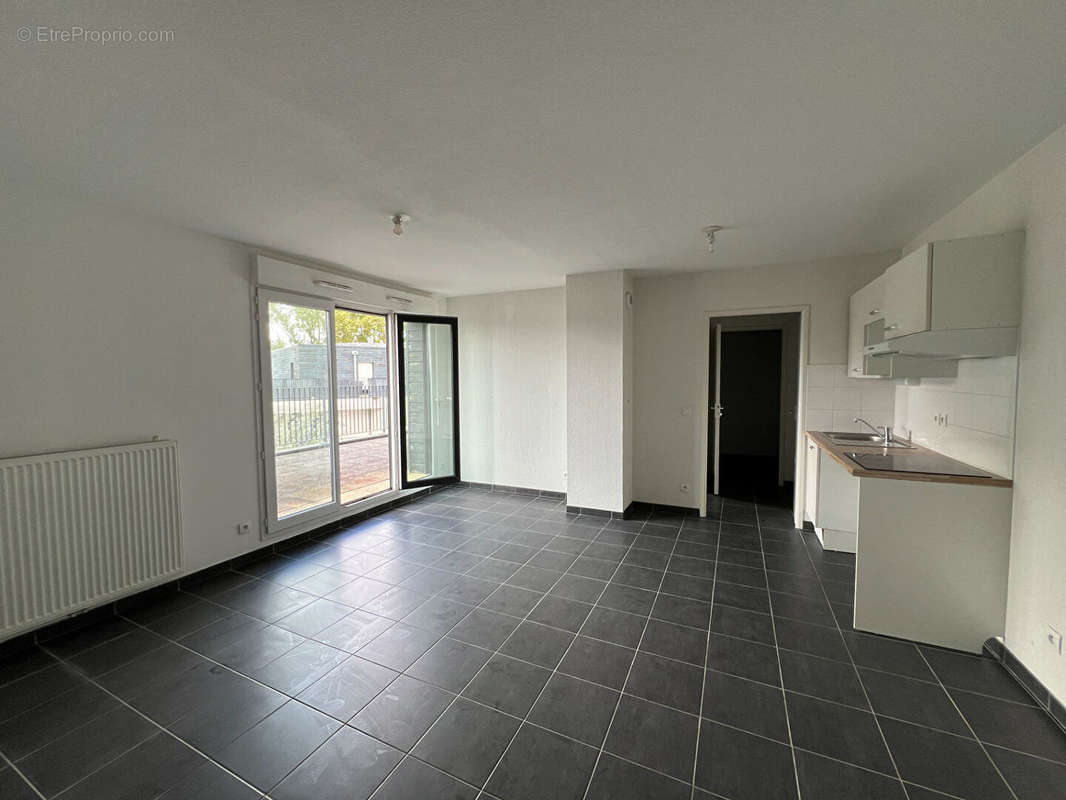 Appartement à VILLENAVE-D&#039;ORNON