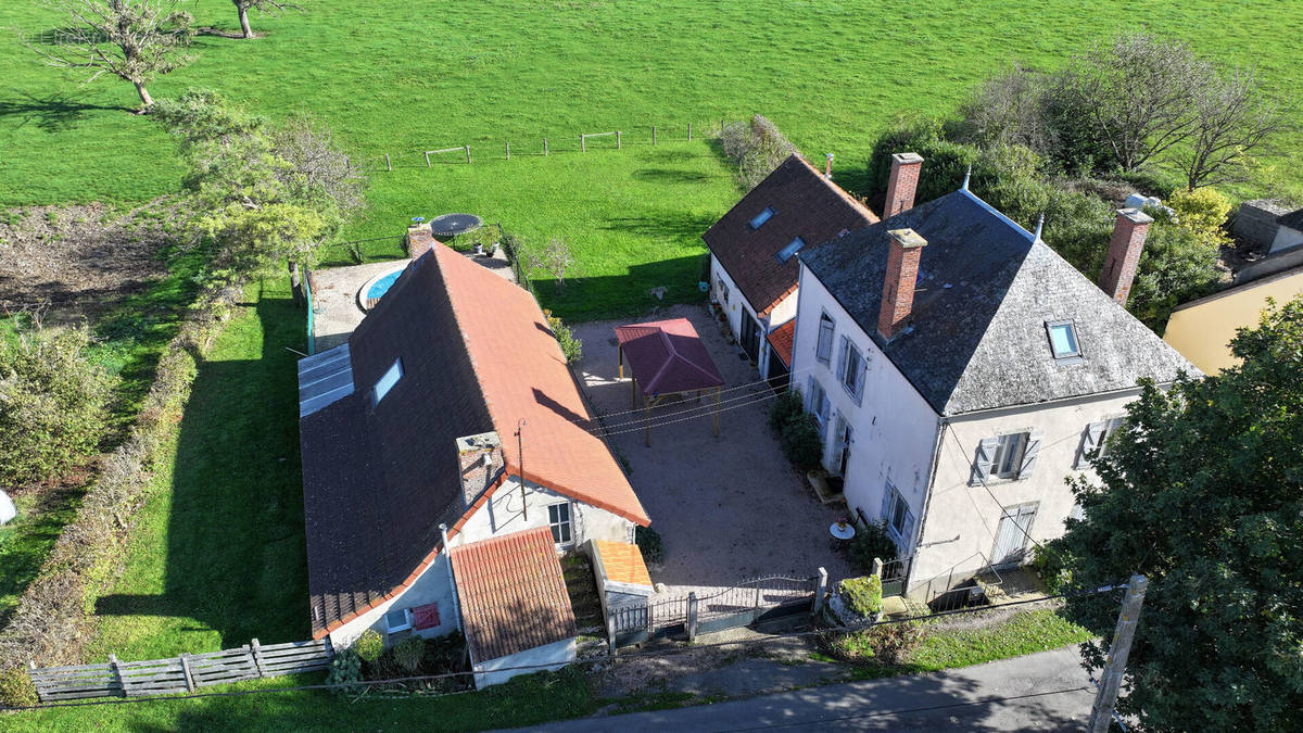 Maison à LAPALISSE