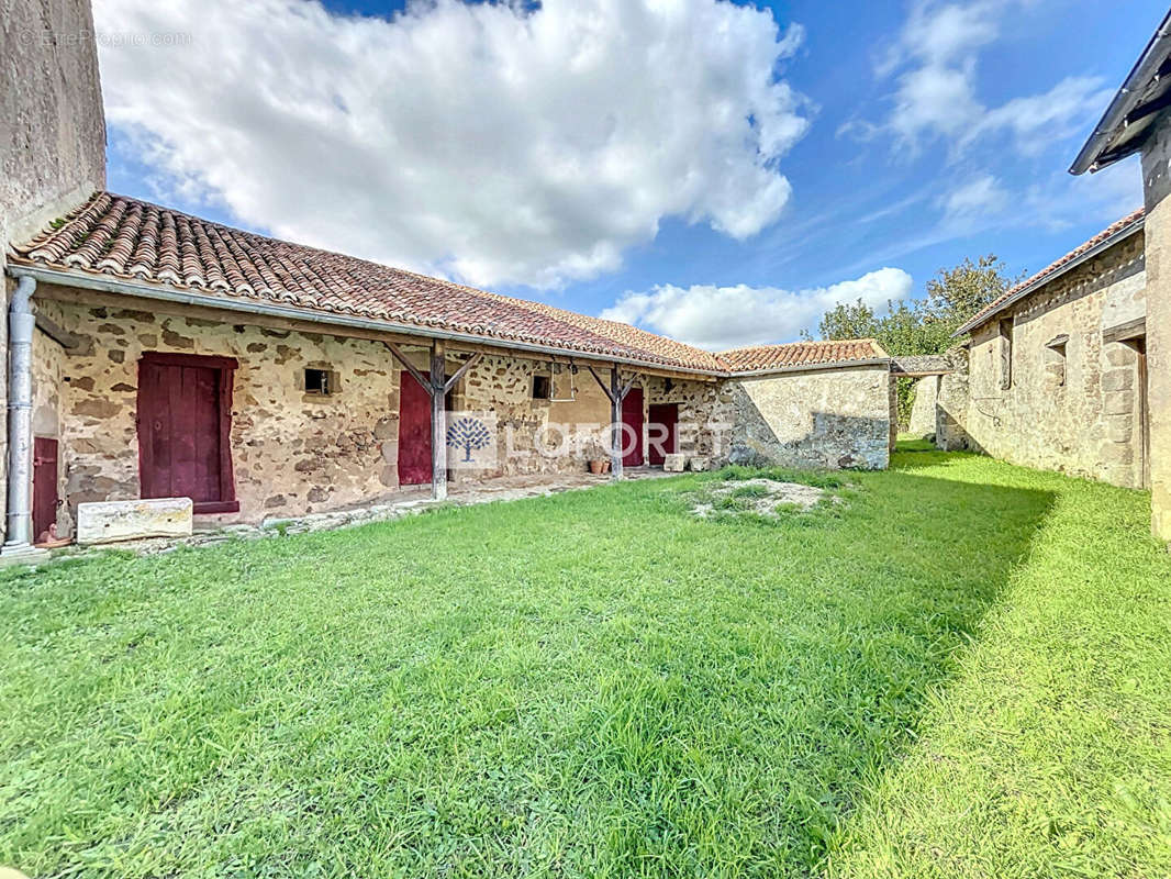 Maison à GOURGE