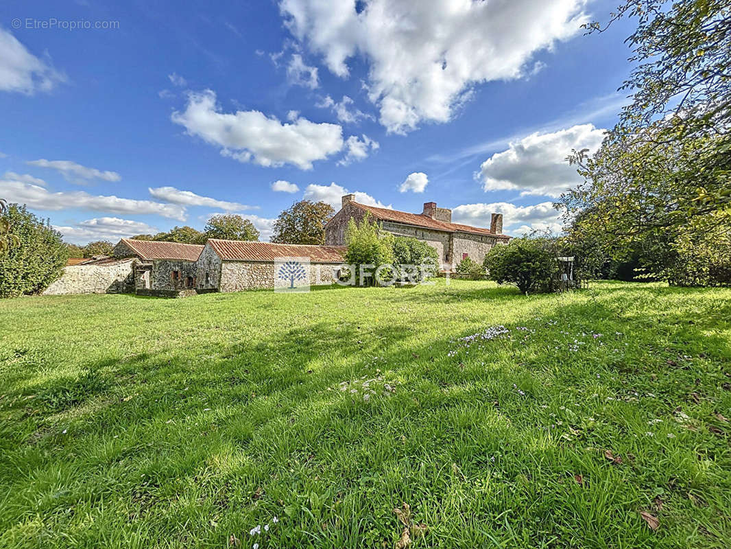 Maison à GOURGE