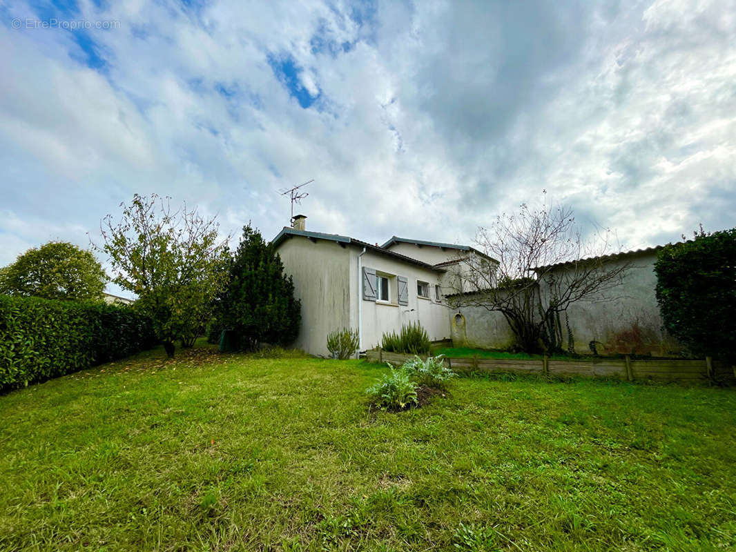 Maison à LEGUEVIN