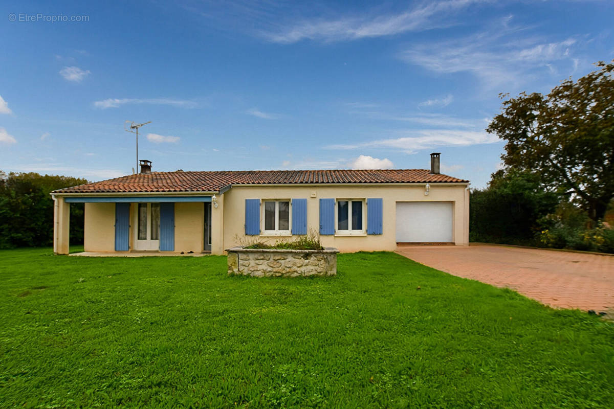 Maison à GEMOZAC