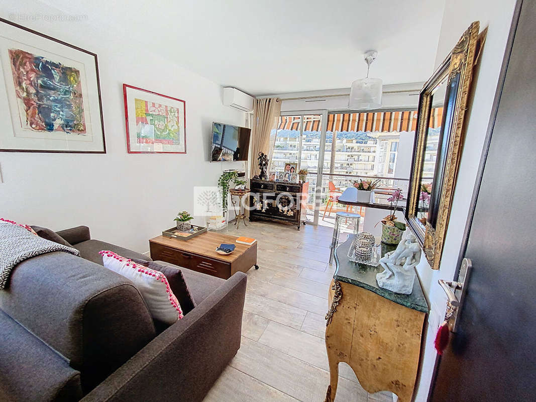 Appartement à MENTON