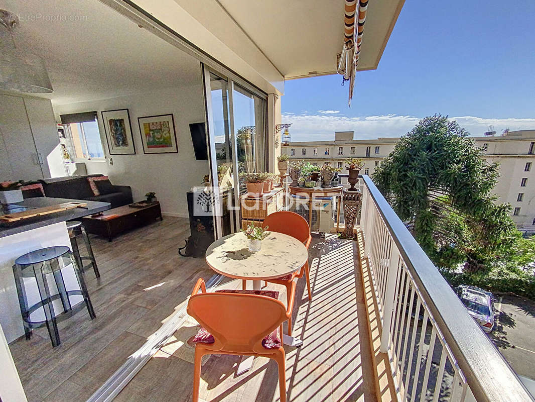 Appartement à MENTON